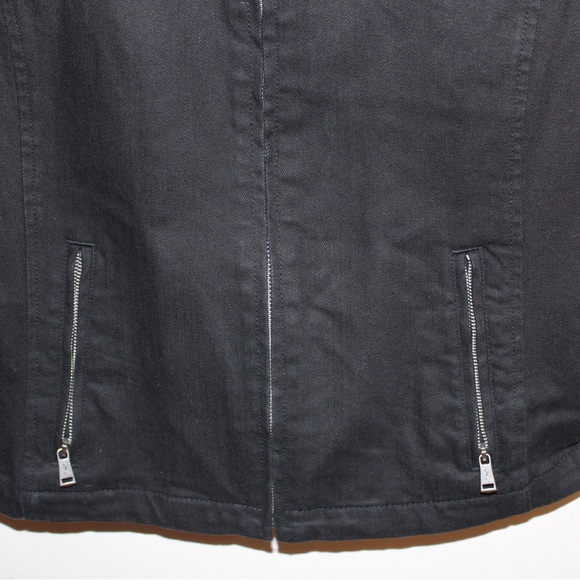 Ralph Lauren Black Utility Jacket with Streamlined Silhouette - Picture 6 of 9
